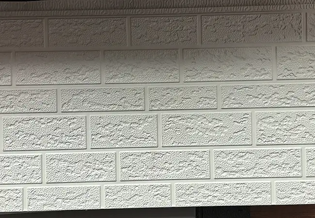 Tablero decorativo de aislamiento terminado